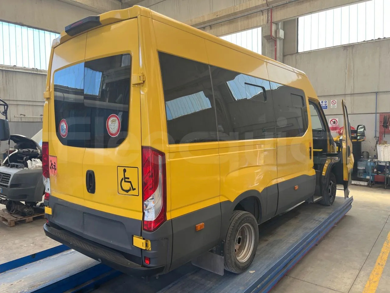 Koolibuss Iveco Daily: pilt 8