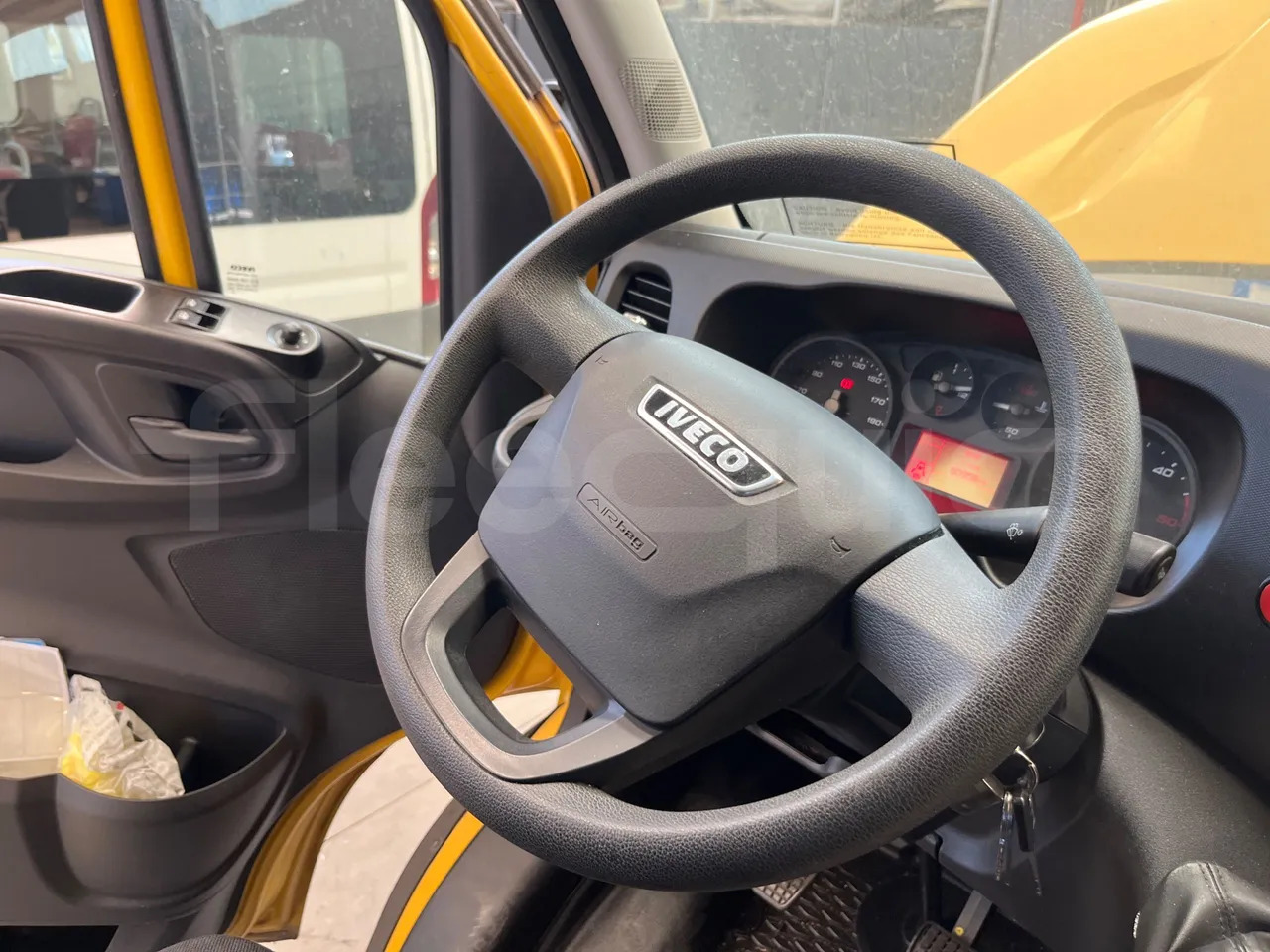 Koolibuss Iveco Daily: pilt 19
