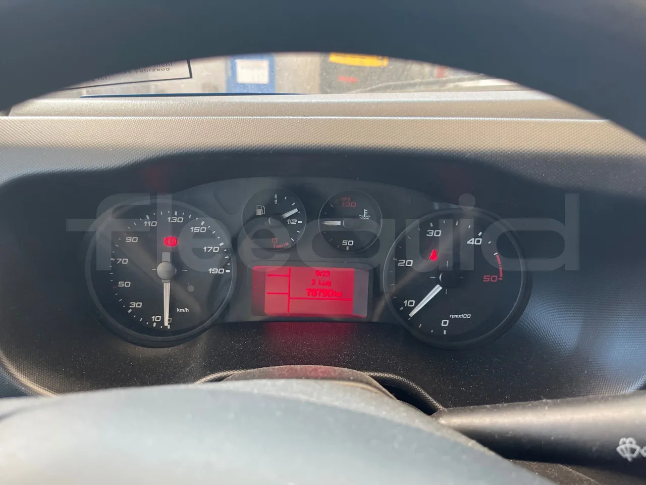 Iveco Daily - Koolibuss: pilt 3 Iveco Daily - Koolibuss: pilt 3