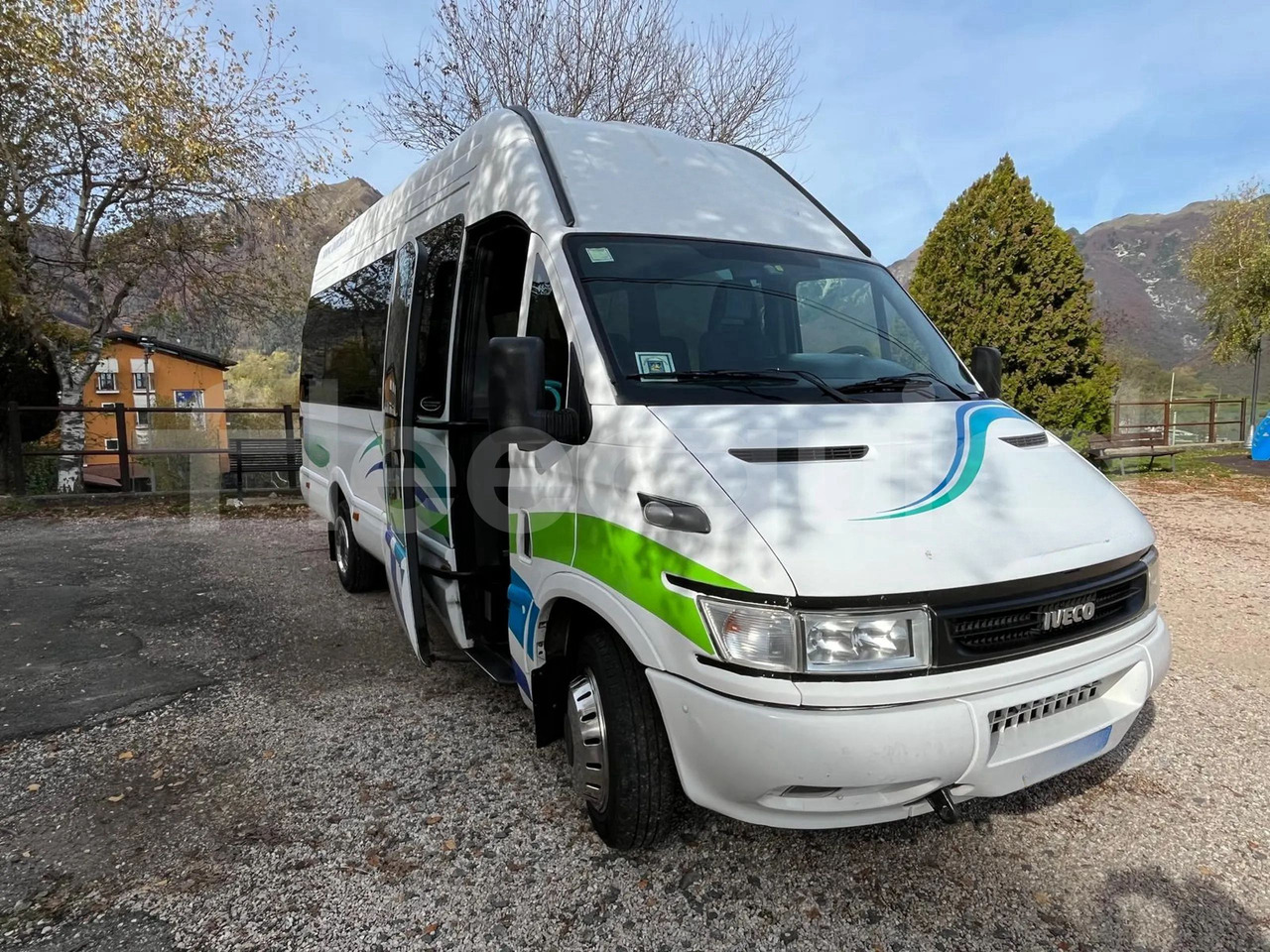 Iveco Daily - Väikebuss, Mikrobuss: pilt 1 Iveco Daily - Väikebuss, Mikrobuss: pilt 1