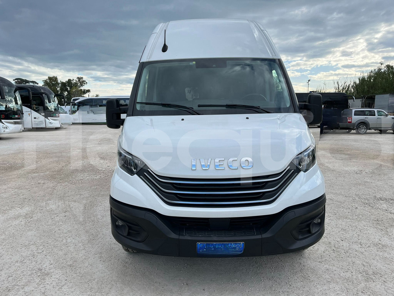 Iveco Daily - Väikebuss, Mikrobuss: pilt 1 Iveco Daily - Väikebuss, Mikrobuss: pilt 1