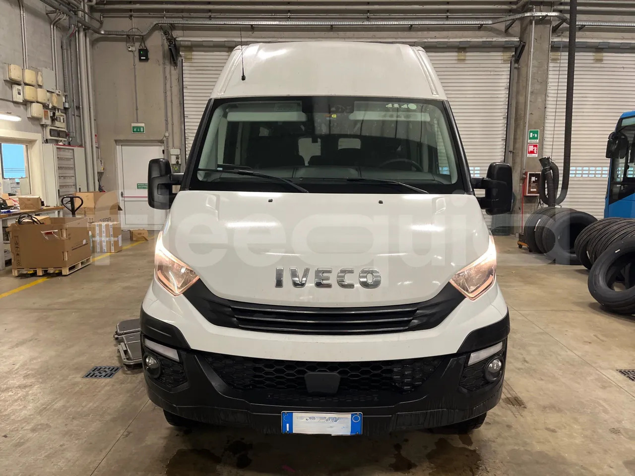 Iveco Daily - Väikebuss, Mikrobuss: pilt 2 Iveco Daily - Väikebuss, Mikrobuss: pilt 2