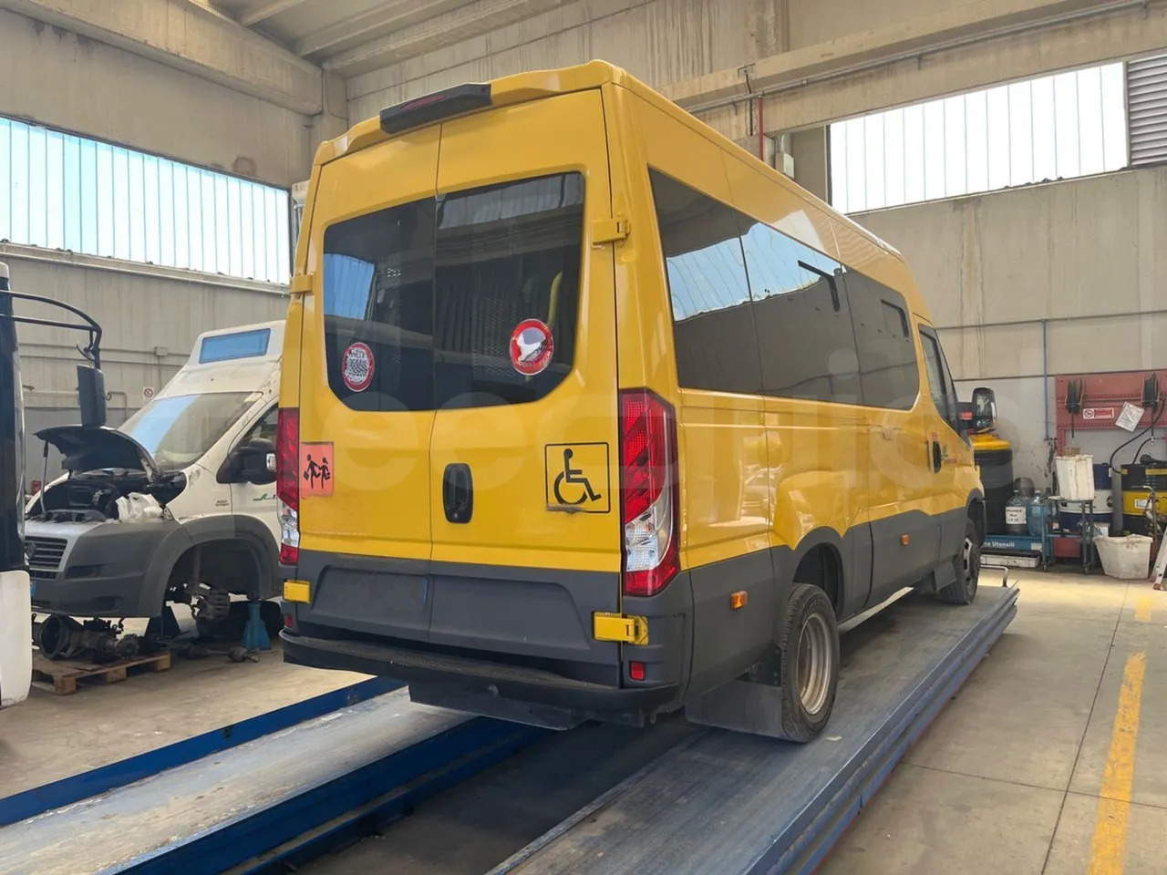 Koolibuss Iveco Daily: pilt 9