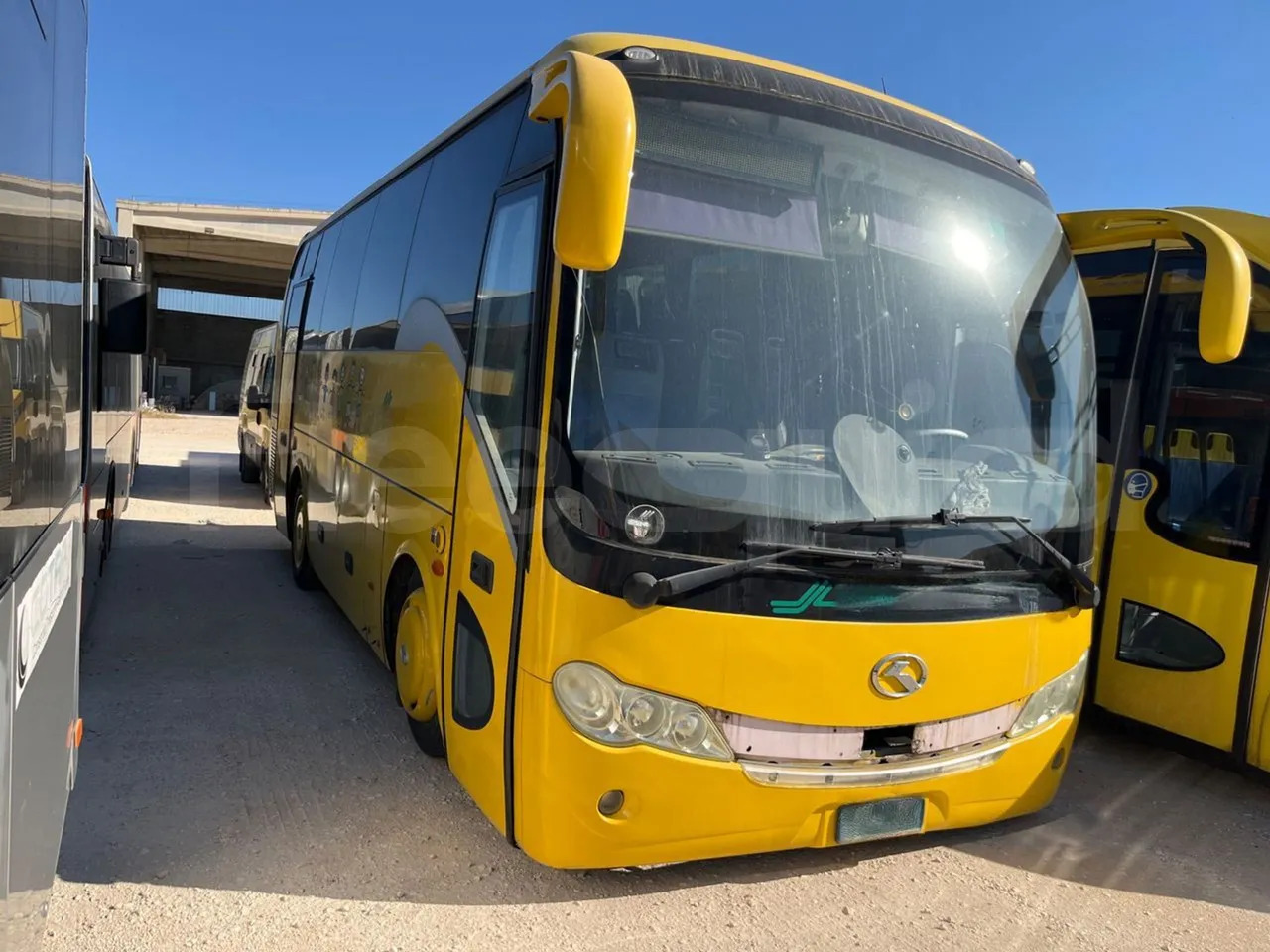 King Long XMQ6800 - Kaugsõidu buss: pilt 1 King Long XMQ6800 - Kaugsõidu buss: pilt 1