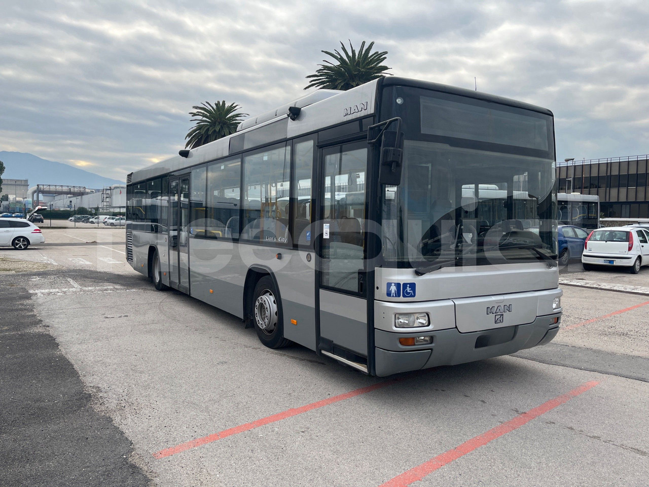 Man Lion's Classic - Linnaliini buss: pilt 1 Man Lion's Classic - Linnaliini buss: pilt 1