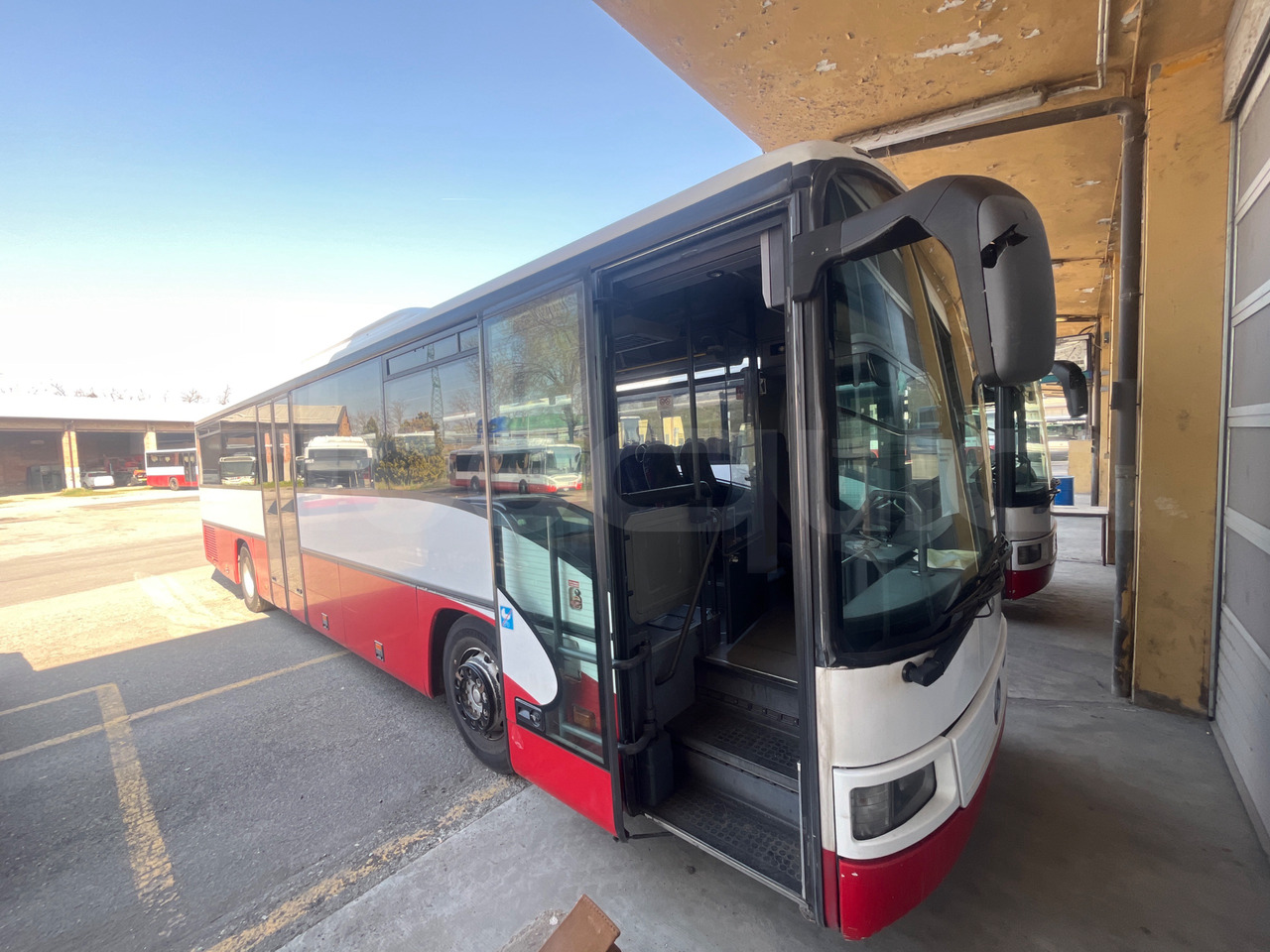 Mercedes-Benz Integro - Maakonnaliini buss: pilt 1 Mercedes-Benz Integro - Maakonnaliini buss: pilt 1
