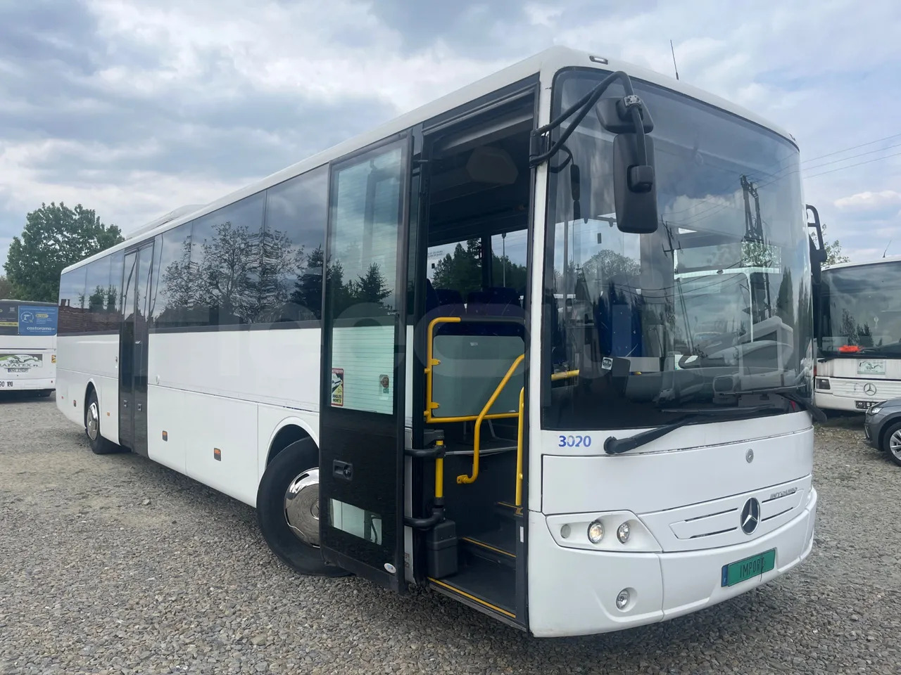 Mercedes-Benz Intouro - Maakonnaliini buss: pilt 1 Mercedes-Benz Intouro - Maakonnaliini buss: pilt 1