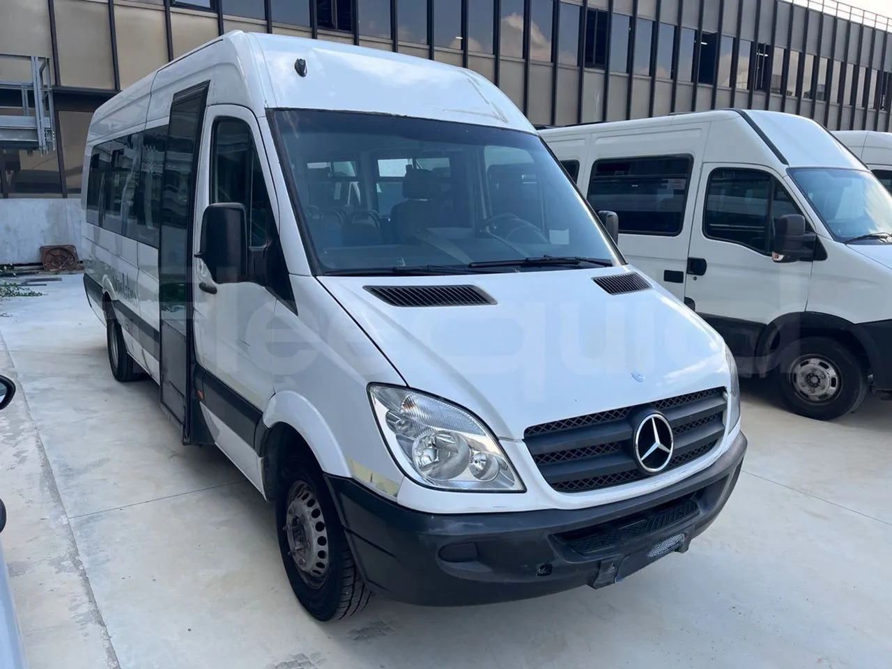 Mercedes-Benz Sprinter - Kaugsõidu buss: pilt 1 Mercedes-Benz Sprinter - Kaugsõidu buss: pilt 1