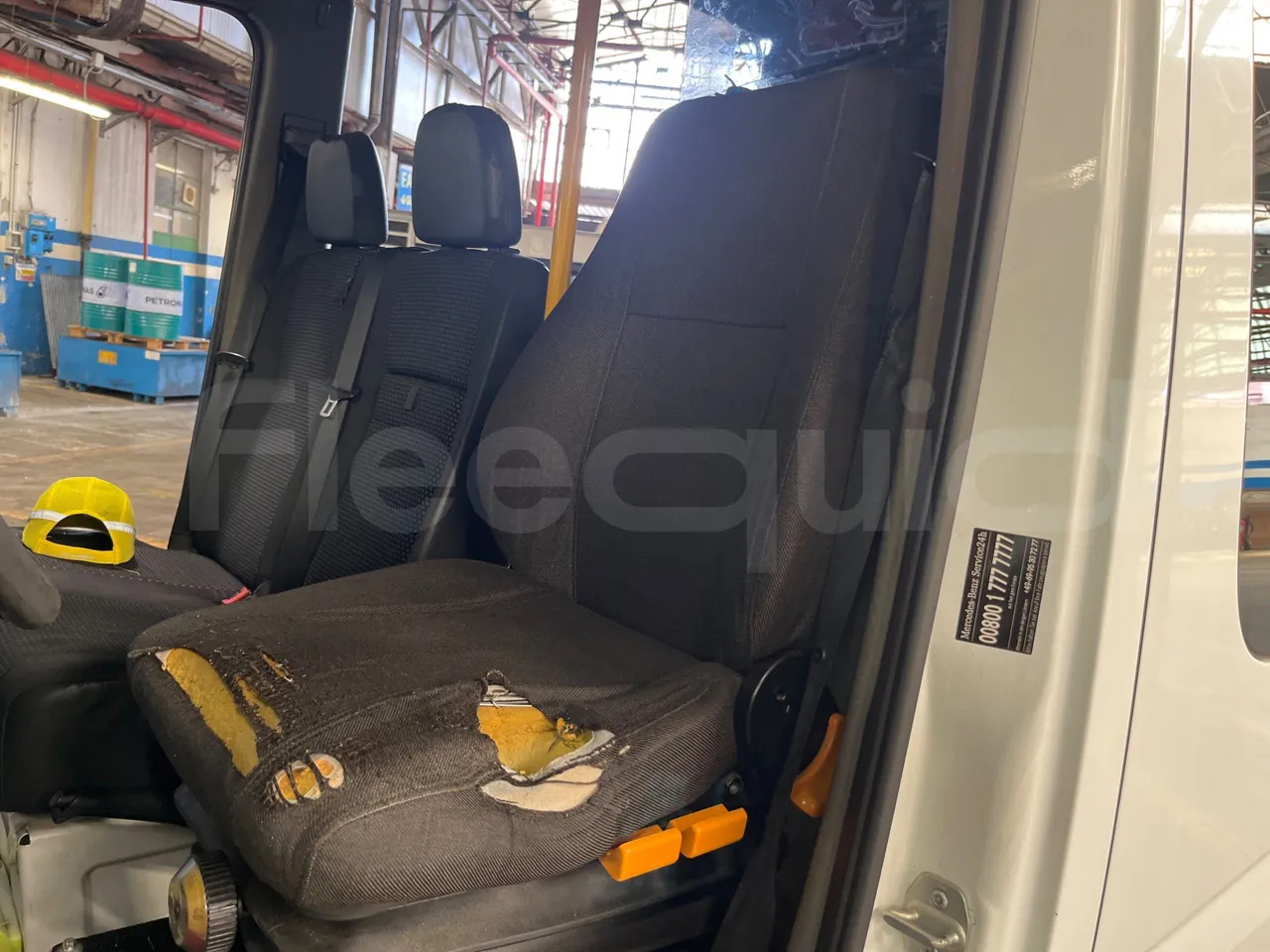 Väikebuss, Mikrobuss Mercedes-Benz Sprinter: pilt 17