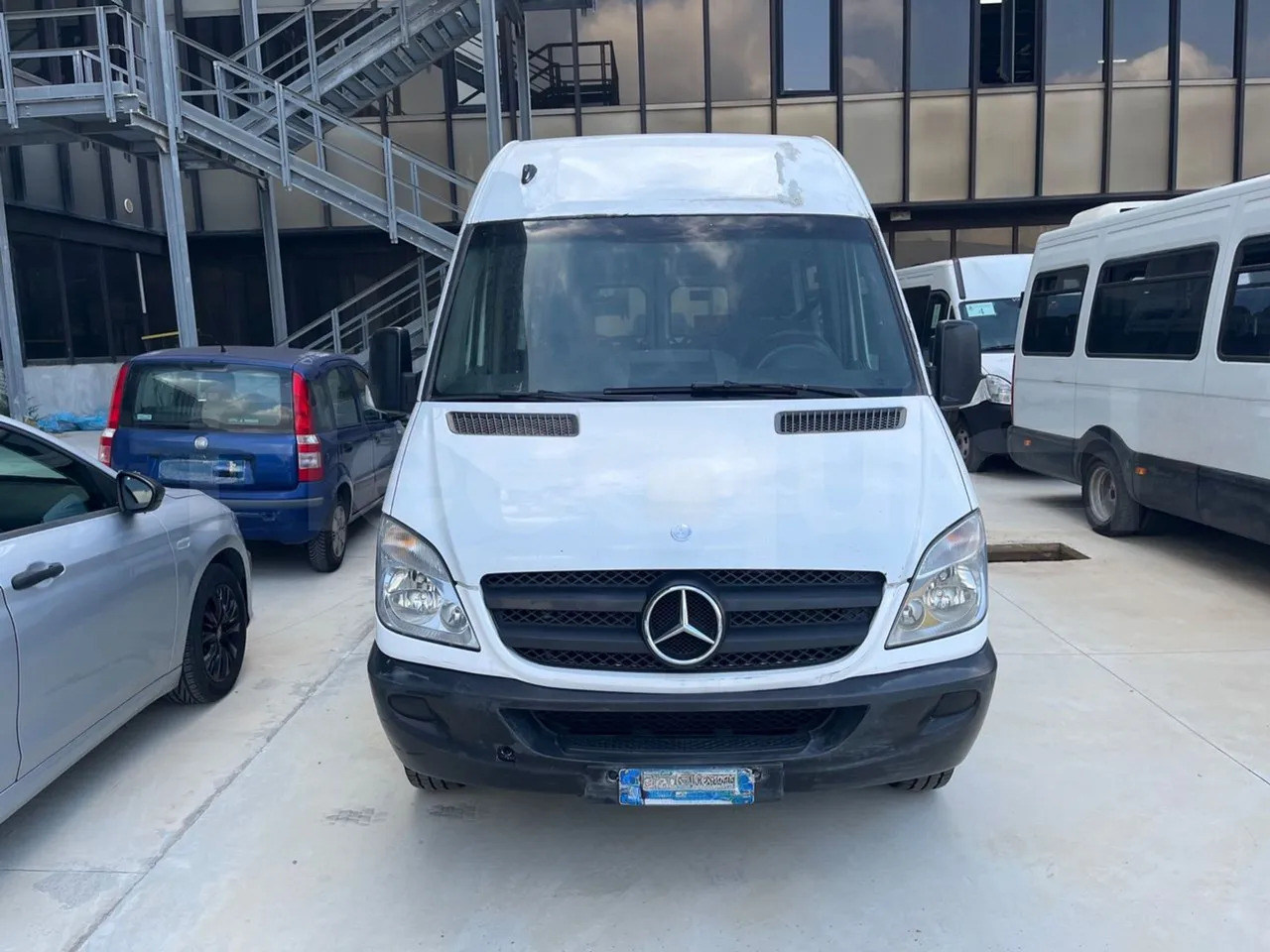 Mercedes-Benz Sprinter - Kaugsõidu buss: pilt 2 Mercedes-Benz Sprinter - Kaugsõidu buss: pilt 2