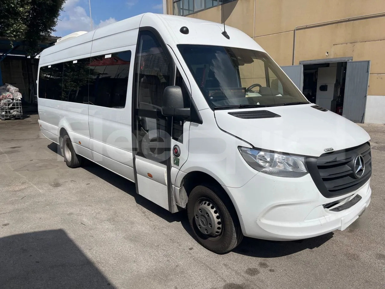 Mercedes-Benz Sprinter - Kaugsõidu buss: pilt 1 Mercedes-Benz Sprinter - Kaugsõidu buss: pilt 1