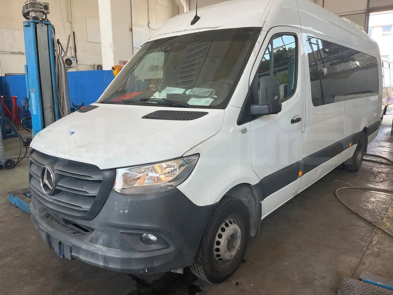 Mercedes-Benz Sprinter - Väikebuss, Mikrobuss: pilt 4 Mercedes-Benz Sprinter - Väikebuss, Mikrobuss: pilt 4
