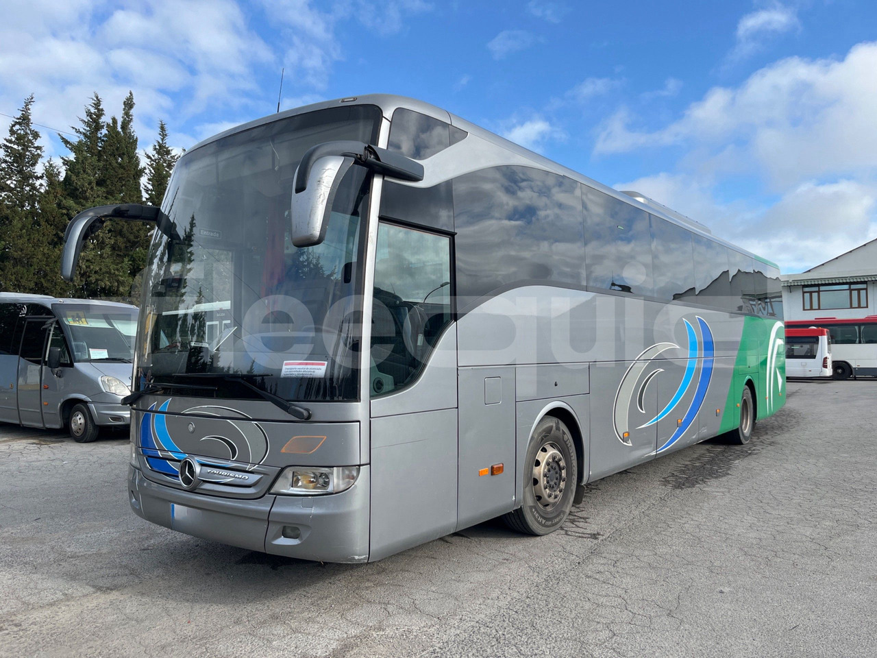 Mercedes-Benz Tourismo - Kaugsõidu buss: pilt 4 Mercedes-Benz Tourismo - Kaugsõidu buss: pilt 4