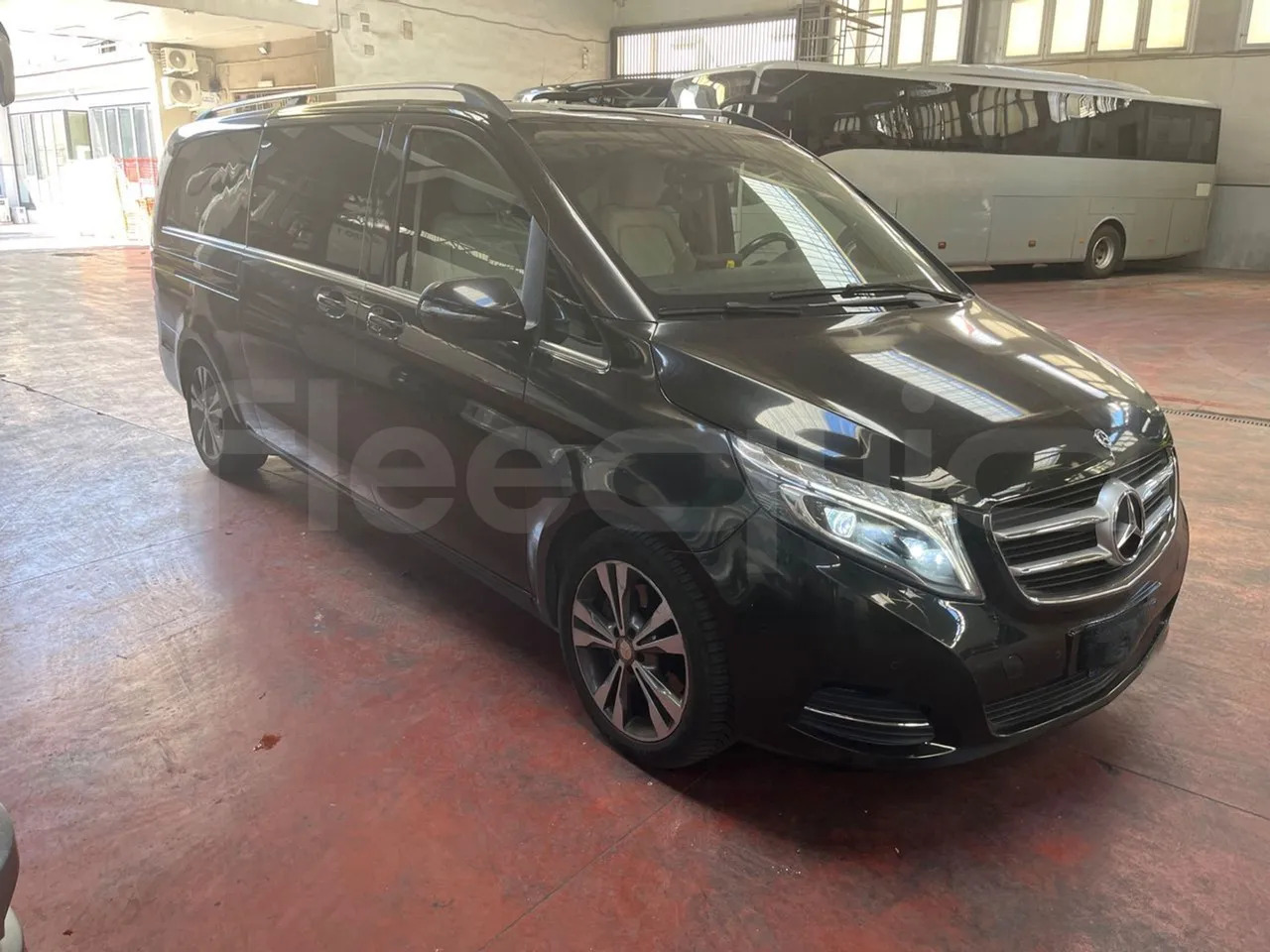 Mercedes-Benz Viano - Väikebuss, Mikrobuss: pilt 1 Mercedes-Benz Viano - Väikebuss, Mikrobuss: pilt 1