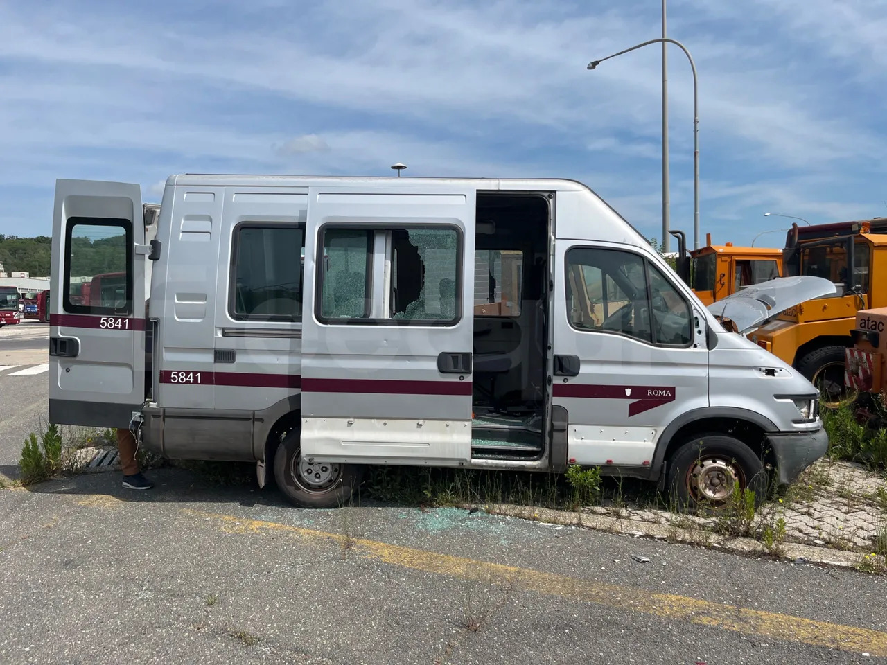 N. 2 Iveco Daily - Väikebuss, Mikrobuss: pilt 2 N. 2 Iveco Daily - Väikebuss, Mikrobuss: pilt 2