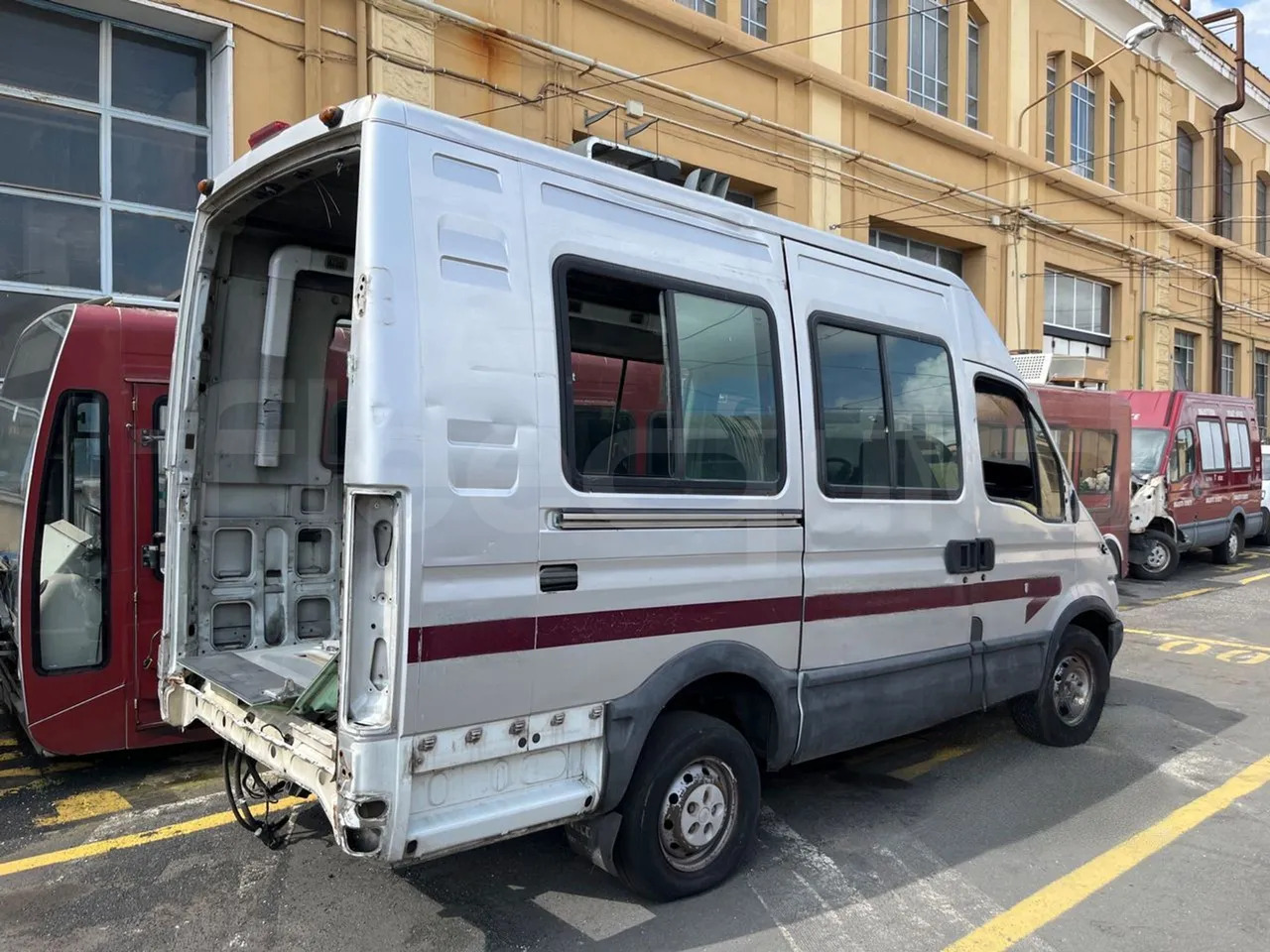 N.6Iveco Daily - Väikebuss, Mikrobuss: pilt 5 N.6Iveco Daily - Väikebuss, Mikrobuss: pilt 5