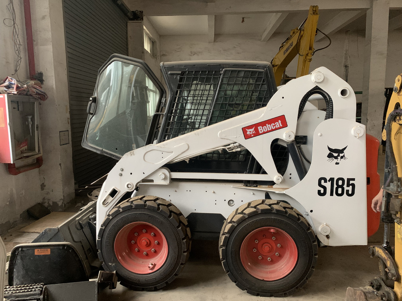 BOBCAT S185 - Kompaktlaadur: pilt 2 BOBCAT S185 - Kompaktlaadur: pilt 2