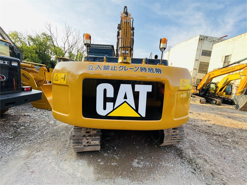Ekskavaator CAT 320D2 L: pilt 8