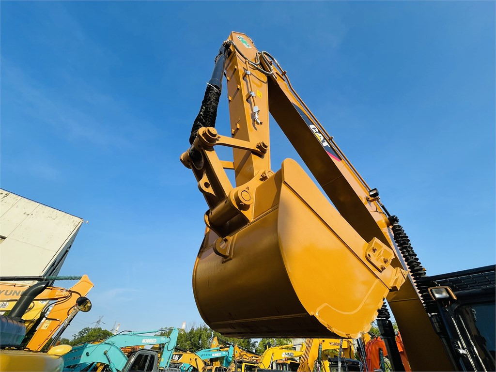 Ekskavaator CAT 320D2 L: pilt 14