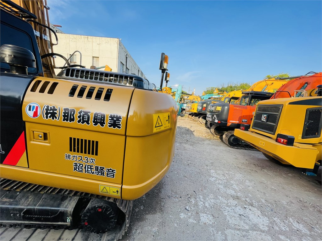 Ekskavaator CAT 320D2 L: pilt 6