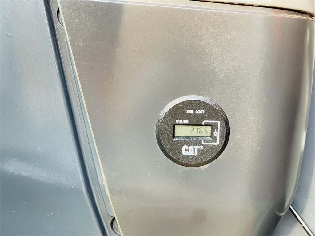 Ekskavaator CAT 320D2 L: pilt 20