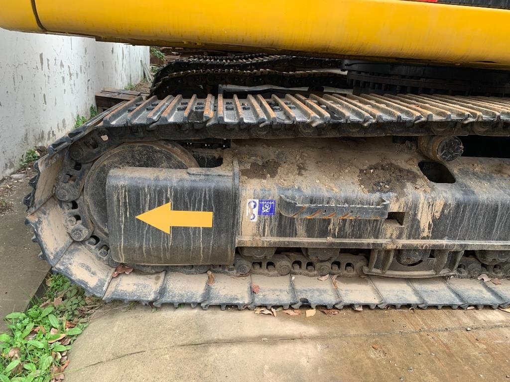 CAT 323 D L - Lintekskavaator: pilt 5 CAT 323 D L - Lintekskavaator: pilt 5