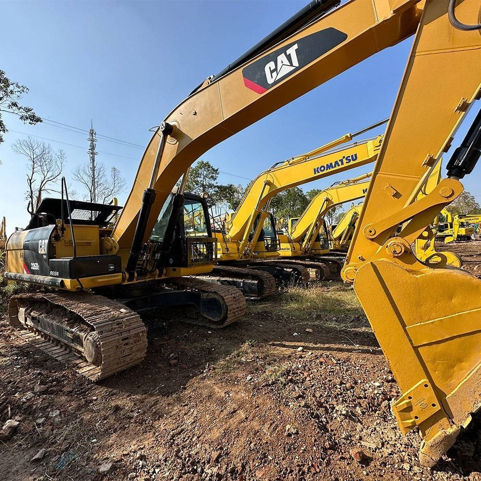 CAT 326D - Lintekskavaator: pilt 1 CAT 326D - Lintekskavaator: pilt 1