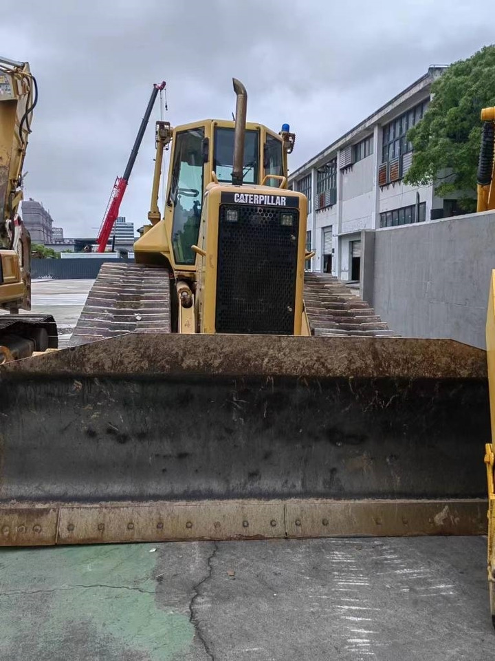 CAT D5N - Buldooser: pilt 2 CAT D5N - Buldooser: pilt 2