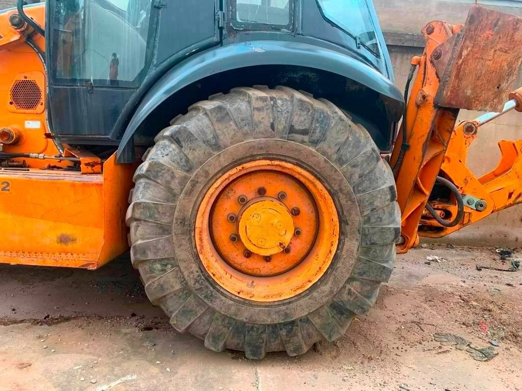 Case 580 M - Ekskavaator-laadur: pilt 4 Case 580 M - Ekskavaator-laadur: pilt 4
