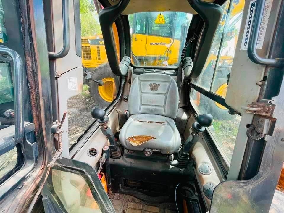 Case SR 250 - Kompaktlaadur: pilt 2 Case SR 250 - Kompaktlaadur: pilt 2