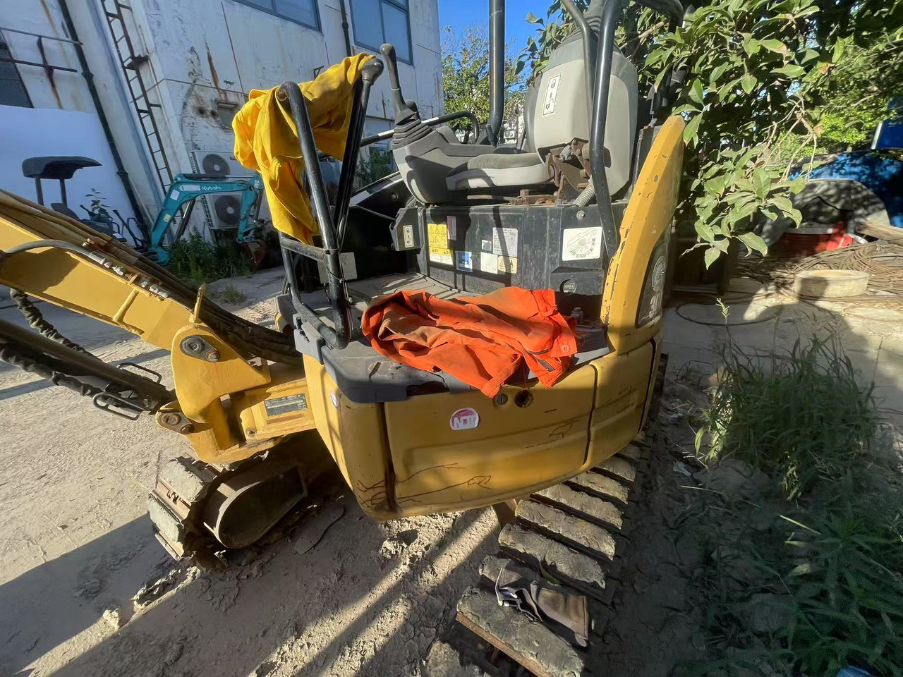 Cat 302 CR - Miniekskavaator: pilt 2 Cat 302 CR - Miniekskavaator: pilt 2