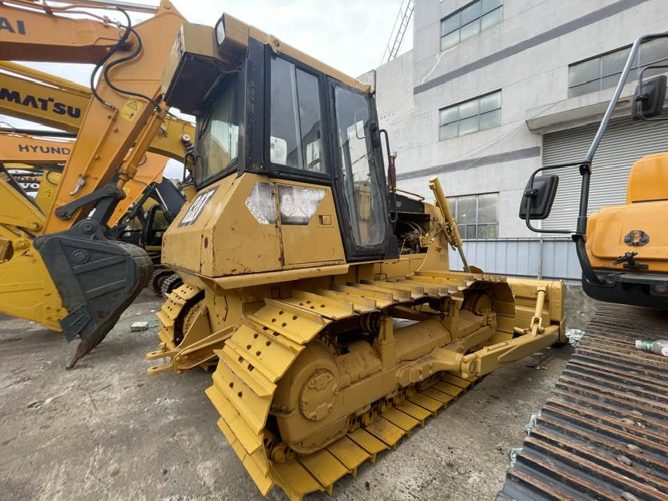 Caterpillar D6G2 LGP - Buldooser: pilt 2 Caterpillar D6G2 LGP - Buldooser: pilt 2