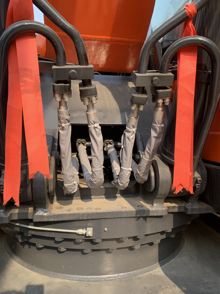 DOOSAN DX300LC-9C - Ratastel ekskavaator: pilt 5 DOOSAN DX300LC-9C - Ratastel ekskavaator: pilt 5
