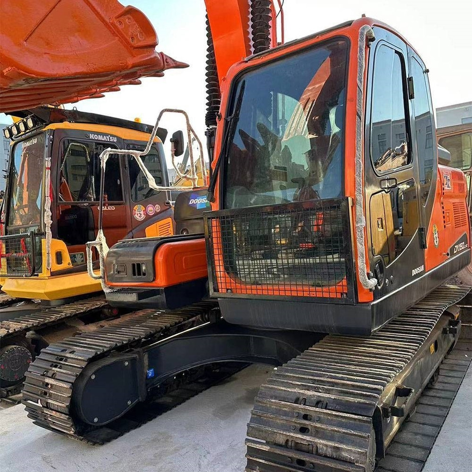 Doosan DX150LC-9C - Lintekskavaator: pilt 1 Doosan DX150LC-9C - Lintekskavaator: pilt 1