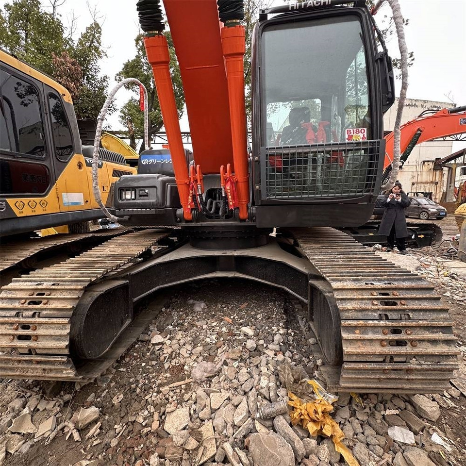 Hitachi ZX 200-3 G - Lintekskavaator: pilt 3 Hitachi ZX 200-3 G - Lintekskavaator: pilt 3
