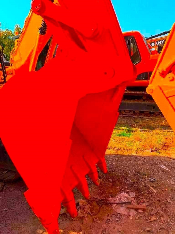 Hitachi Zaxis 240 - Lintekskavaator: pilt 4 Hitachi Zaxis 240 - Lintekskavaator: pilt 4