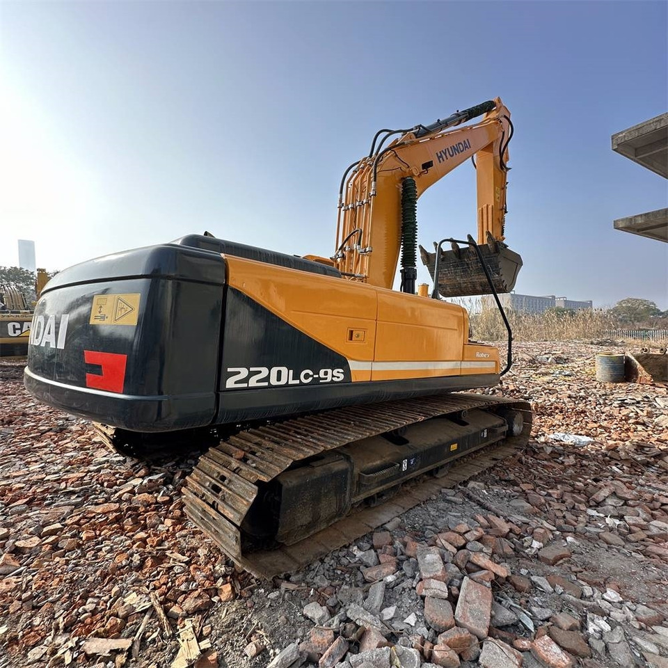 Hyundai 220LC-9S - Lintekskavaator: pilt 3 Hyundai 220LC-9S - Lintekskavaator: pilt 3