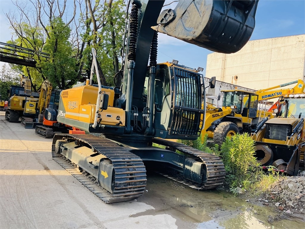 Hyundai 225 lc 9t - Lintekskavaator: pilt 5 Hyundai 225 lc 9t - Lintekskavaator: pilt 5