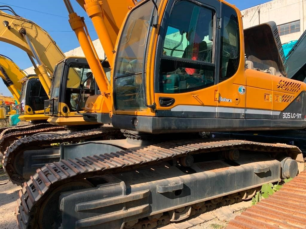 Hyundai 305LC-9T - Lintekskavaator: pilt 1 Hyundai 305LC-9T - Lintekskavaator: pilt 1