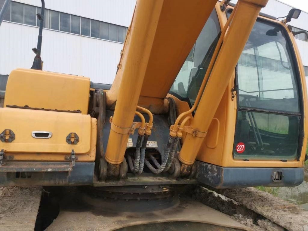 Hyundai 350L VS - Lintekskavaator: pilt 2 Hyundai 350L VS - Lintekskavaator: pilt 2