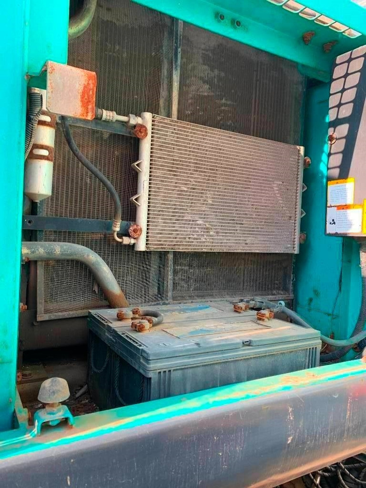 Kobelco SK 210 LC-8 - Lintekskavaator: pilt 5 Kobelco SK 210 LC-8 - Lintekskavaator: pilt 5