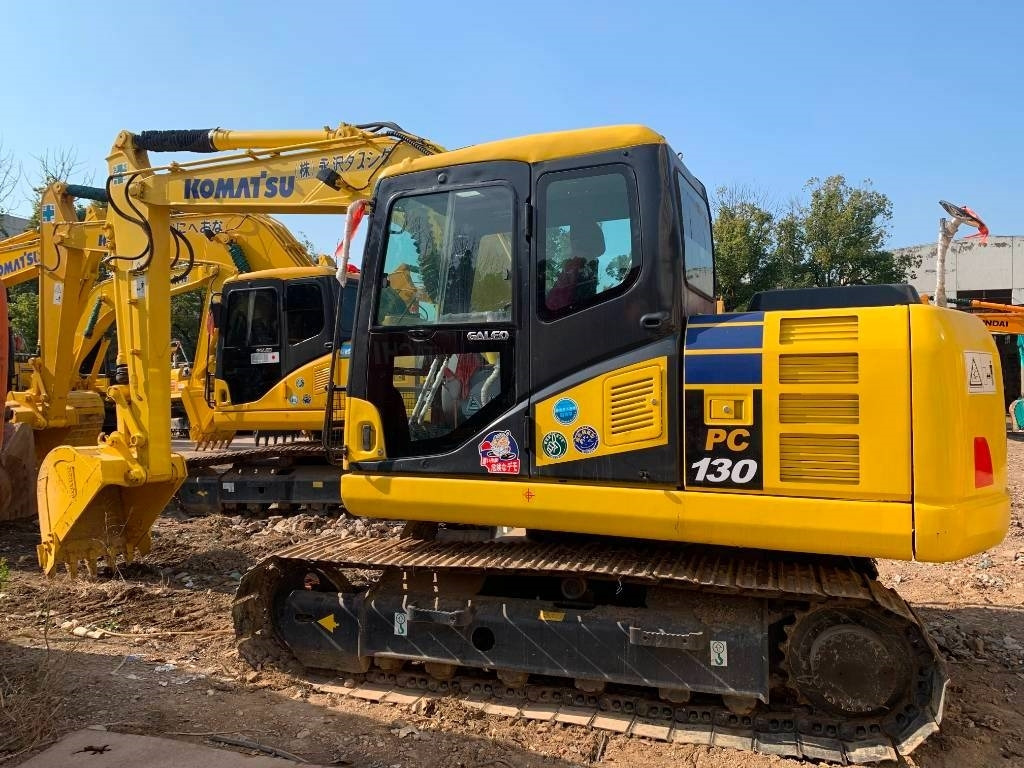 Komatsu PC 130 - Lintekskavaator: pilt 1 Komatsu PC 130 - Lintekskavaator: pilt 1