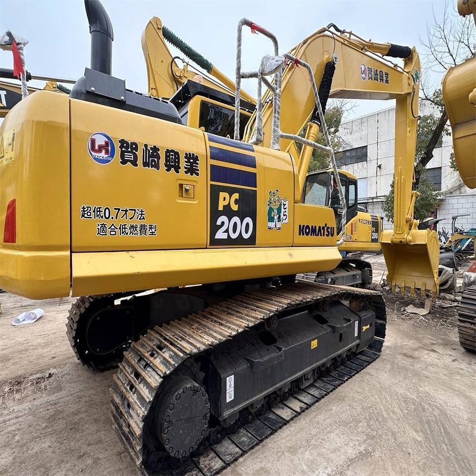 Komatsu PC 200 - Lintekskavaator: pilt 1 Komatsu PC 200 - Lintekskavaator: pilt 1