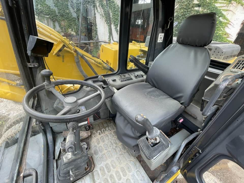Komatsu PW160-8 - Ratastel ekskavaator: pilt 5 Komatsu PW160-8 - Ratastel ekskavaator: pilt 5