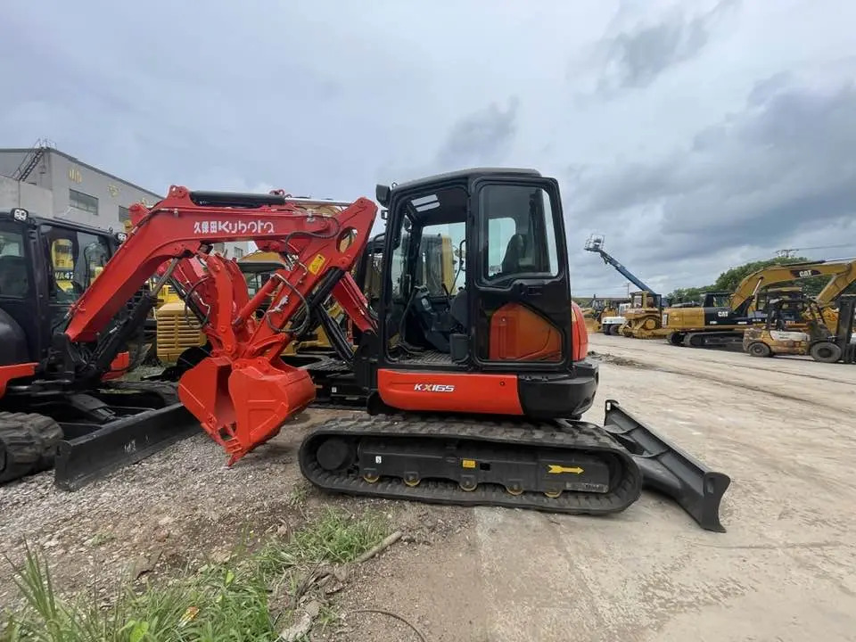 Kubota KX165-5 - Miniekskavaator: pilt 1 Kubota KX165-5 - Miniekskavaator: pilt 1