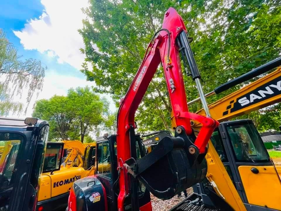 Kubota U55-4 - Miniekskavaator: pilt 3 Kubota U55-4 - Miniekskavaator: pilt 3