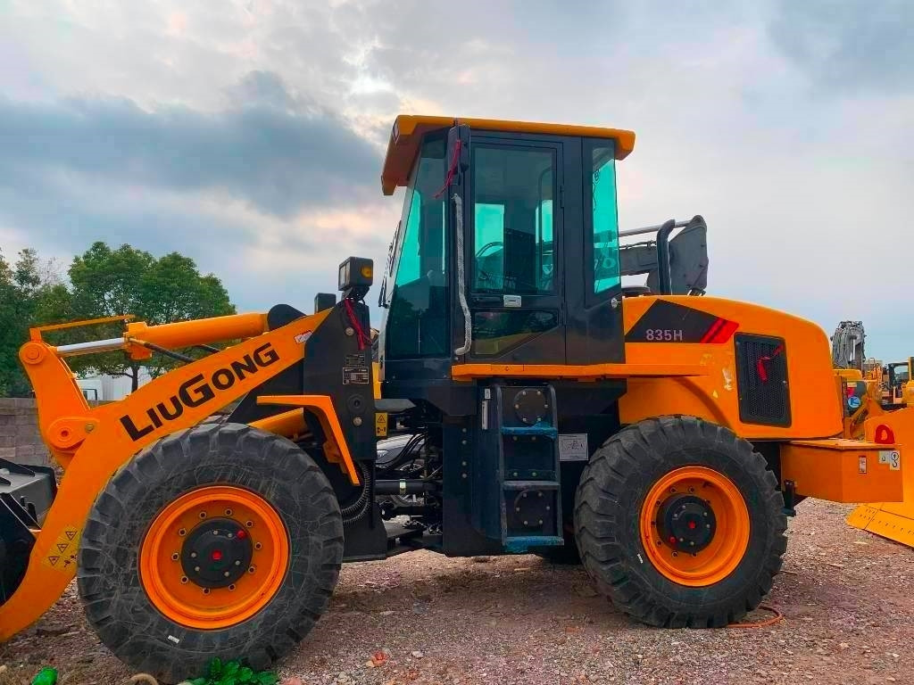 Liugong 835 H  - Roomiklaadur: pilt 1 Liugong 835 H  - Roomiklaadur: pilt 1