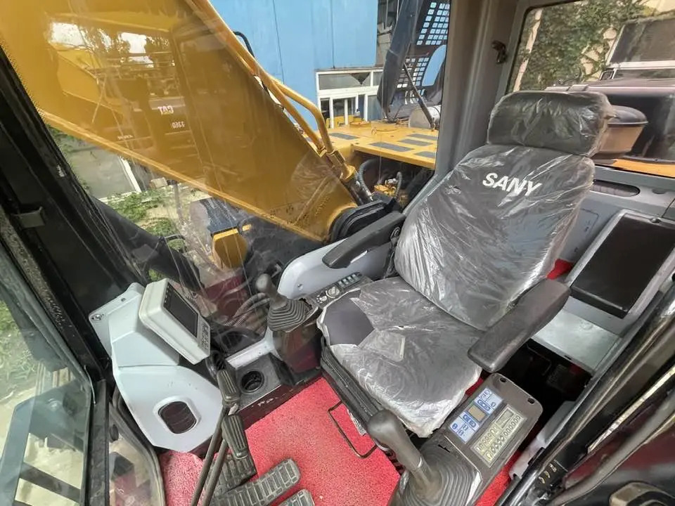 SANY SY305H - Ekskavaator: pilt 3 SANY SY305H - Ekskavaator: pilt 3