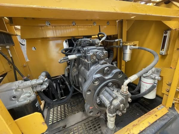 SANY SY305H - Ekskavaator: pilt 2 SANY SY305H - Ekskavaator: pilt 2