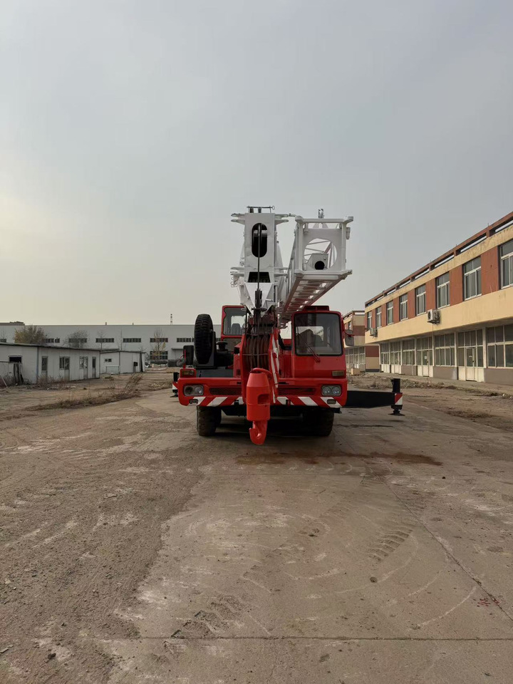 TADANO TG700E - Autokraana: pilt 4 TADANO TG700E - Autokraana: pilt 4